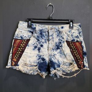 BDG Mid Rise Freja Vintage Fit Boho Acid Wash Jean Distressed Shorts size 28